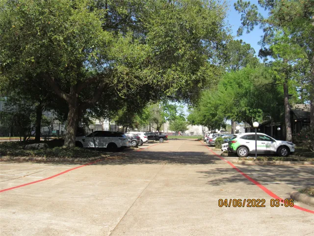 $875 | 14351 Torrey Chase Boulevard, Unit C, Houston, TX 77014