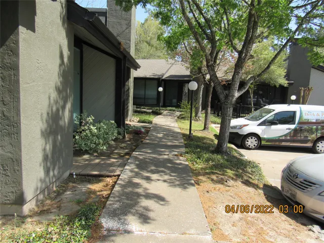 $875 | 14351 Torrey Chase Boulevard, Unit C, Houston, TX 77014