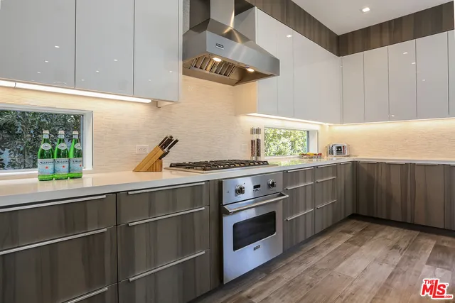 $14,000 | 912 North Crescent Heights Boulevard, Los Angeles, CA 90046