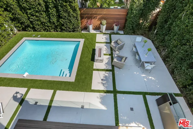 $14,000 | 912 North Crescent Heights Boulevard, Los Angeles, CA 90046