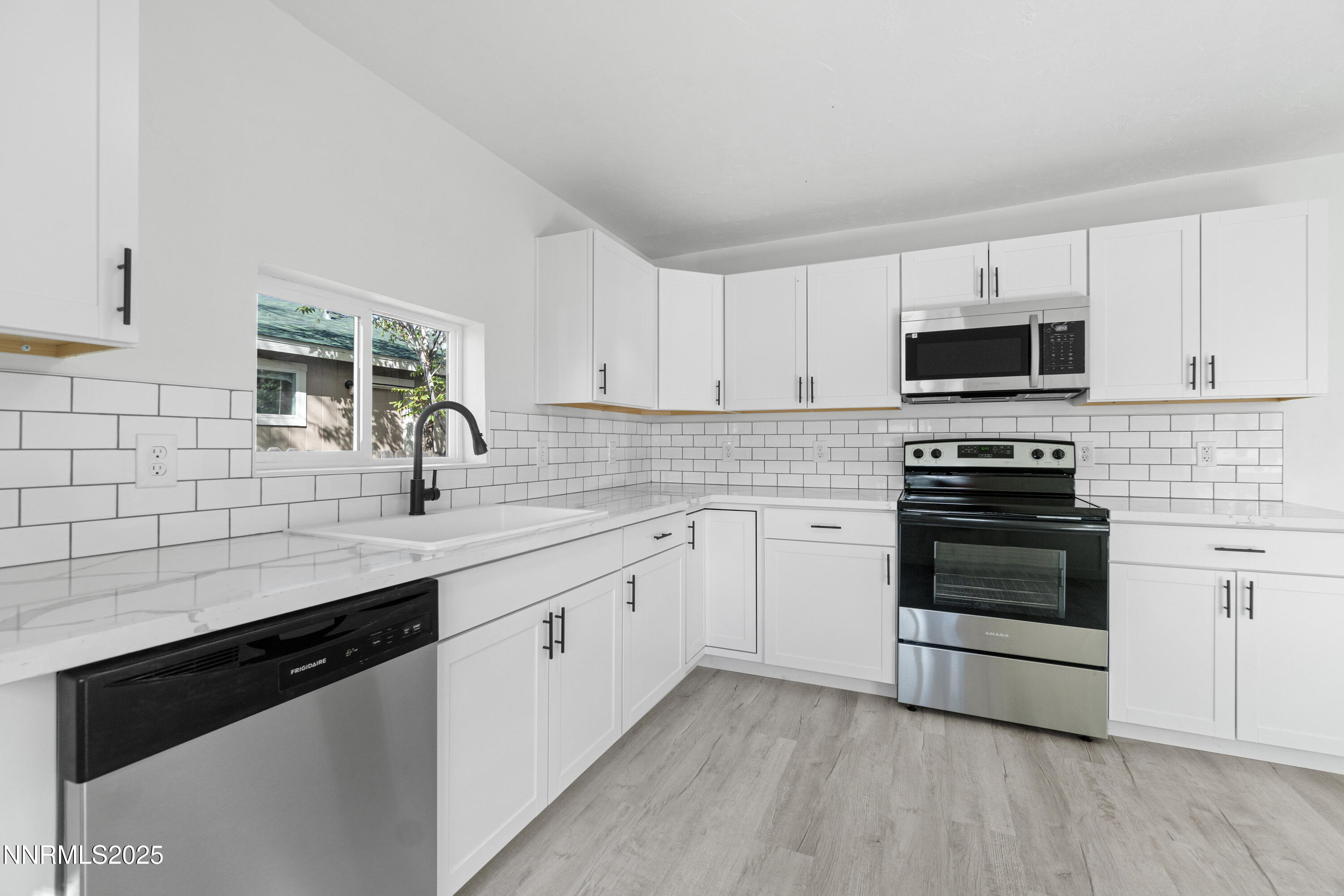 337 Court Street Fallon, NV 89406 - Photo 11 of 21 DSC07030