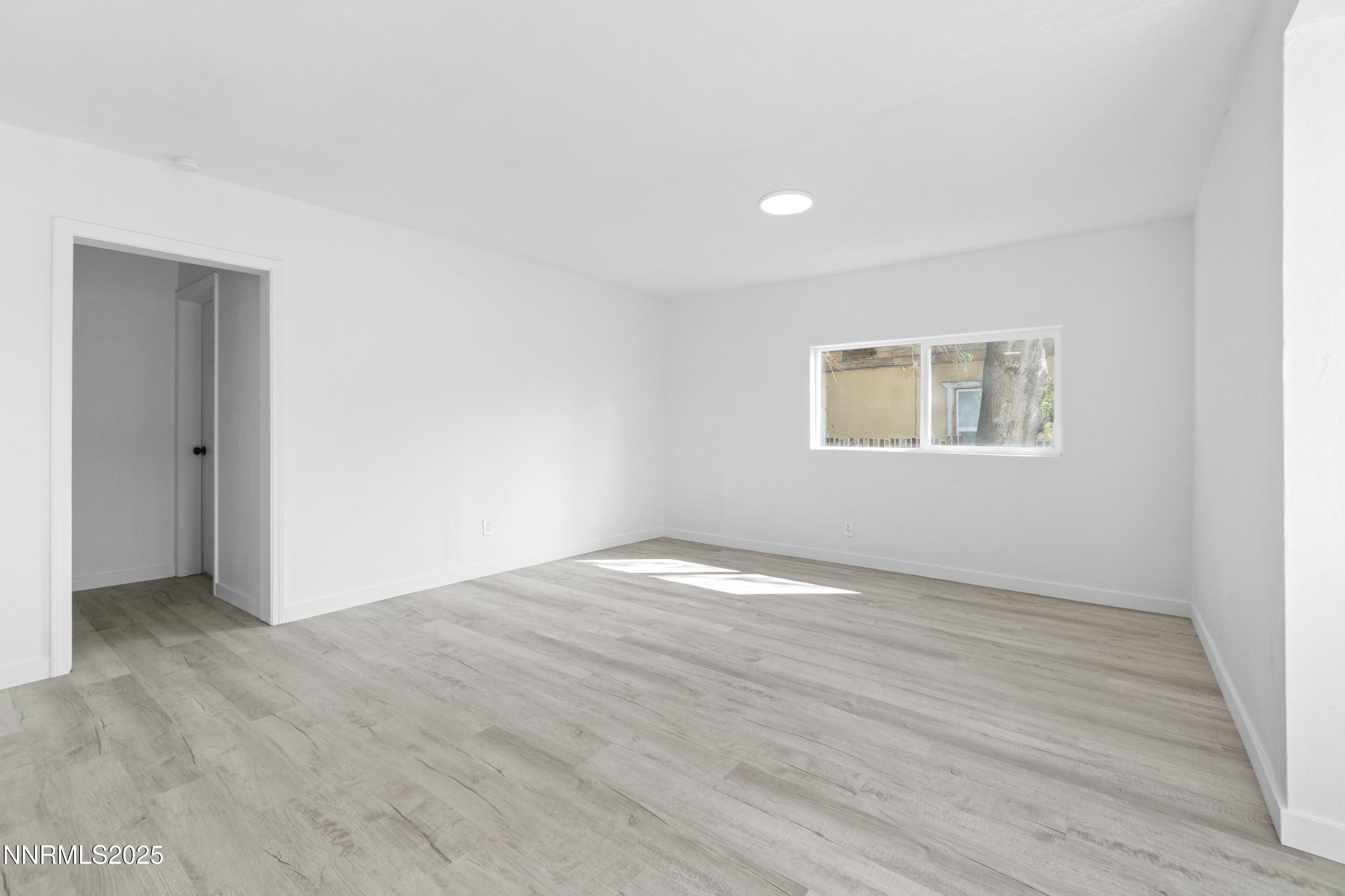 337 Court Street Fallon, NV 89406 - Photo 3 of 21 DSC06970