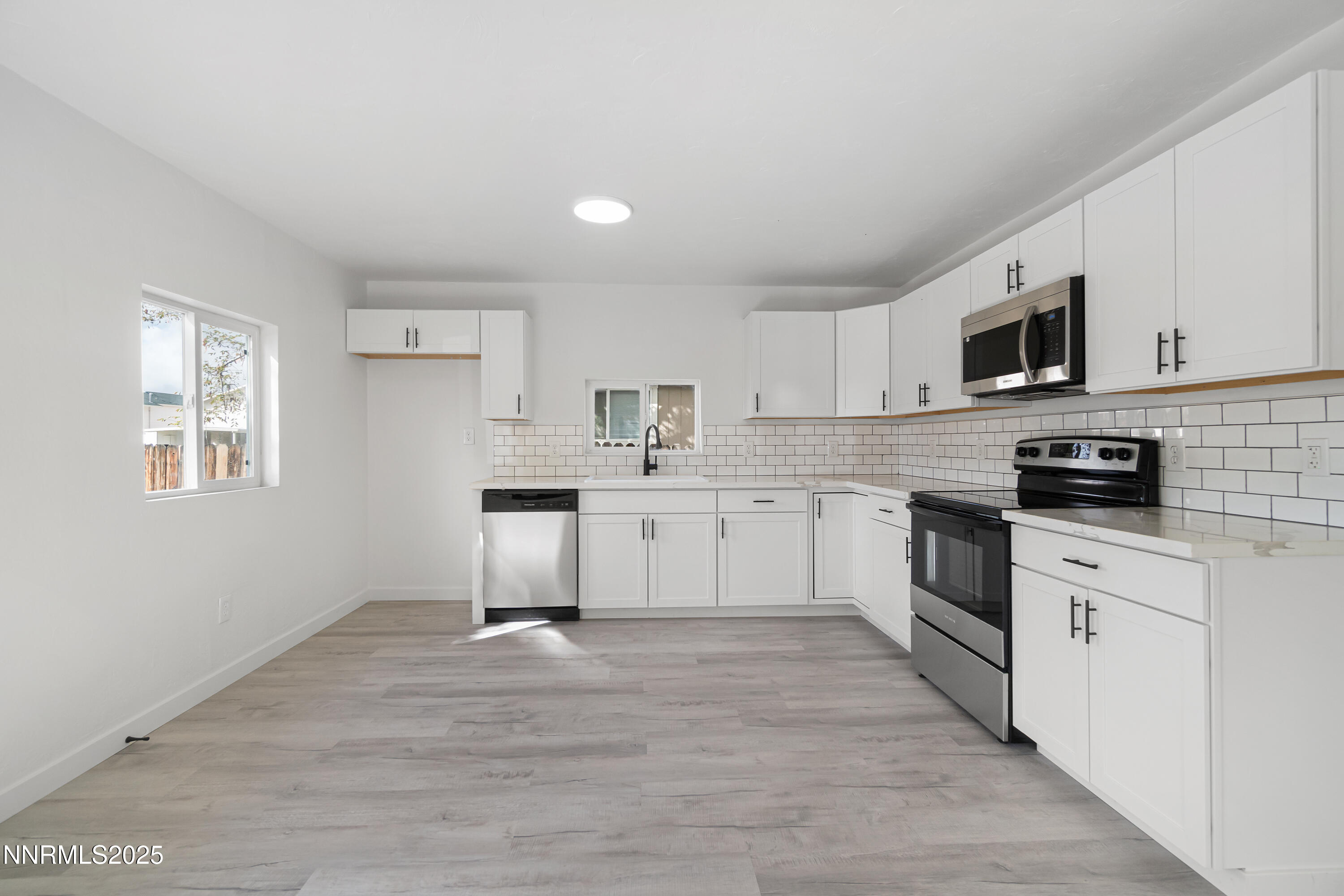 337 Court Street Fallon, NV 89406 - Photo 9 of 21 DSC07015
