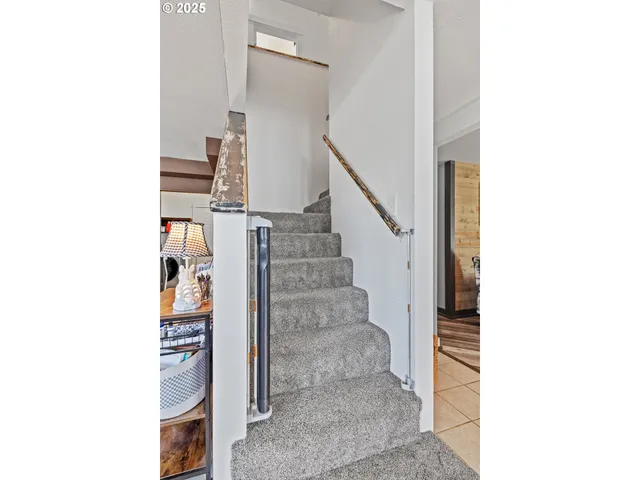 a view of entryway and hall