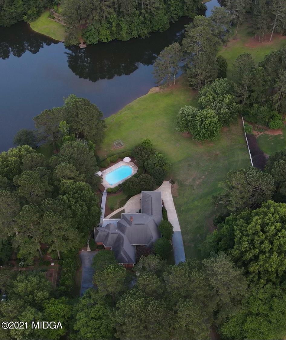 135 Rivoli Ridge Drive Macon, GA 31210 - Photo 43 of 46 an aerial view of a house with a yard