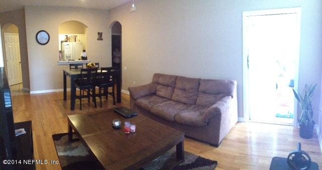 10550 Baymeadows Road, Unit 727 Jacksonville, FL 32256 - Photo 3 of 12 living room pano