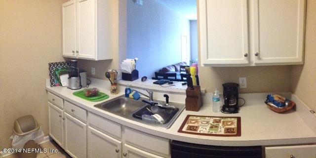 10550 Baymeadows Road, Unit 727 Jacksonville, FL 32256 - Photo 5 of 12 kitchen 2