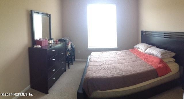 10550 Baymeadows Road, Unit 727 Jacksonville, FL 32256 - Photo 9 of 12 master bedroom
