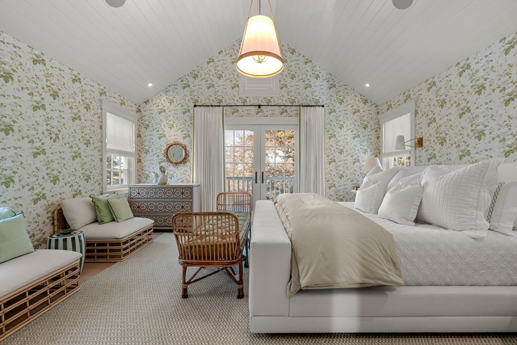 34 Brewster Road Nantucket, MA 02554 - Photo 16 of 40