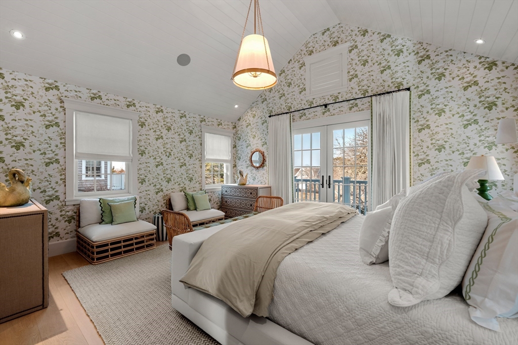 34 Brewster Road Nantucket, MA 02554 - Photo 18 of 40