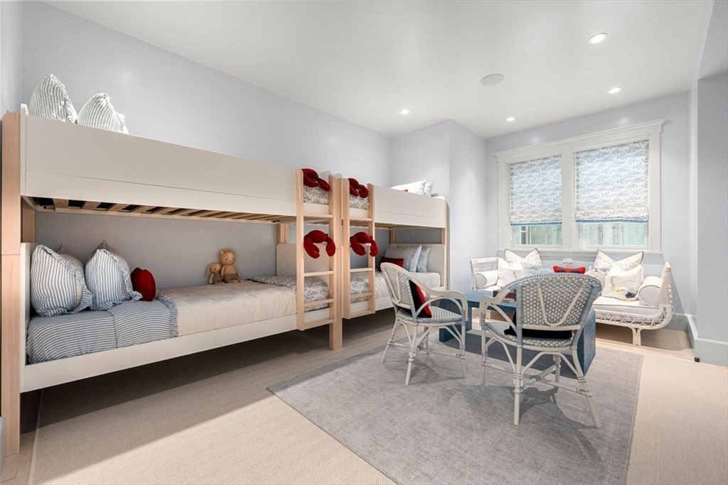 34 Brewster Road Nantucket, MA 02554 - Photo 21 of 37