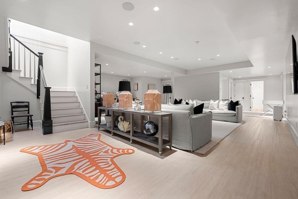 34 Brewster Road Nantucket, MA 02554 - Photo 25 of 40 a living room with furniture and wooden floor