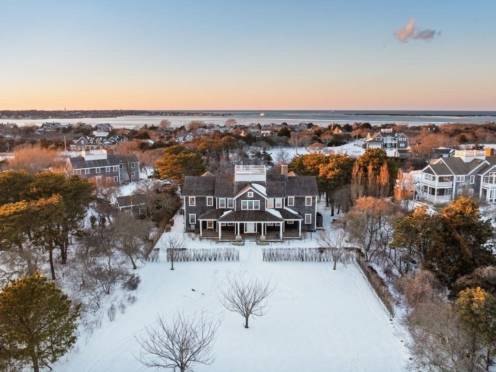 34 Brewster Road Nantucket, MA 02554 - Photo 35 of 37