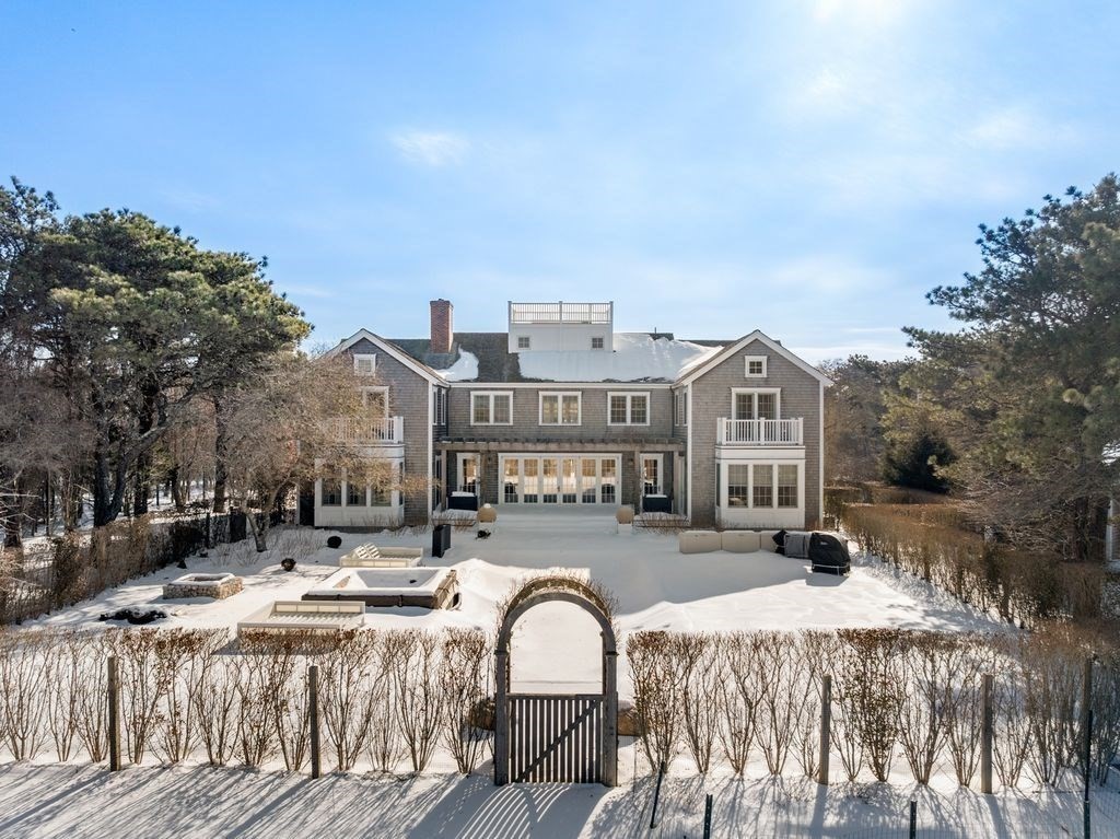 34 Brewster Road Nantucket, MA 02554 - Photo 36 of 40