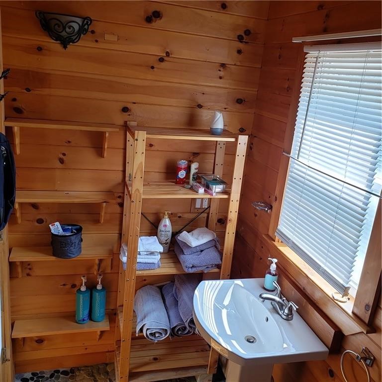 120 Mill Street Tiverton, RI 02878 - Photo 7 of 10