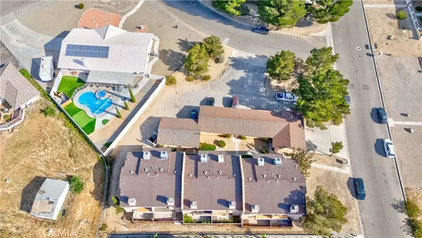$1,600,000 | 16462 Kalo Road, Apple Valley, CA 92307