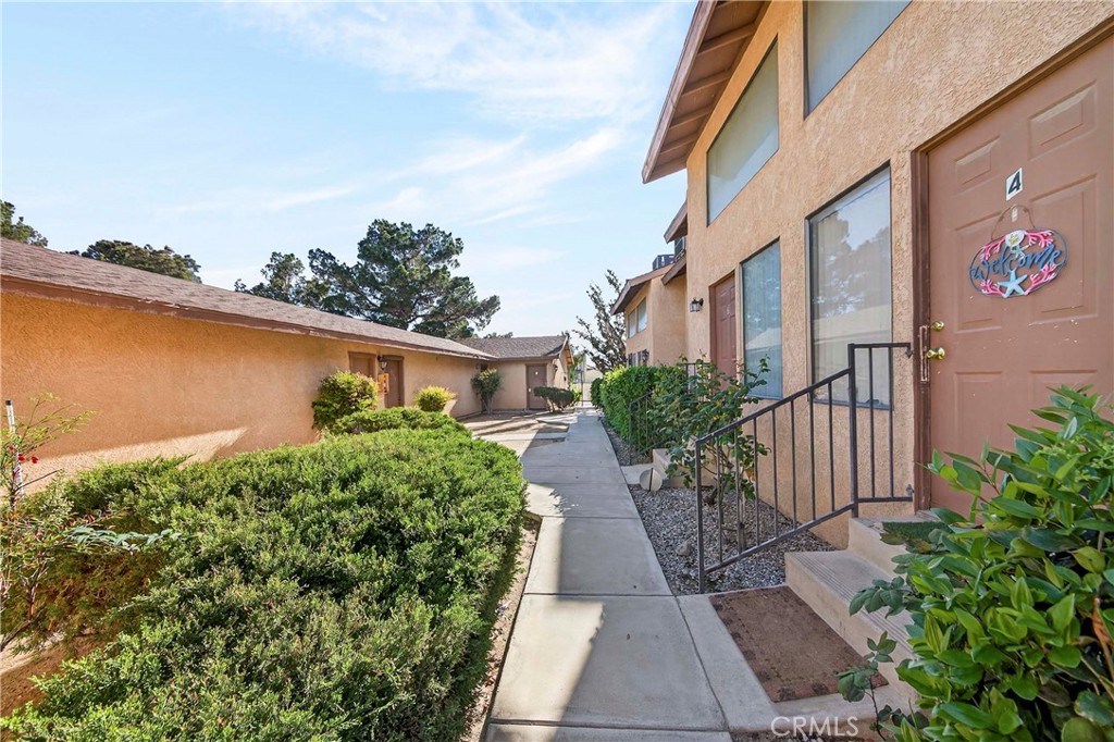 16462 Kalo Road Apple Valley, CA 92307 - Photo 39 of 46