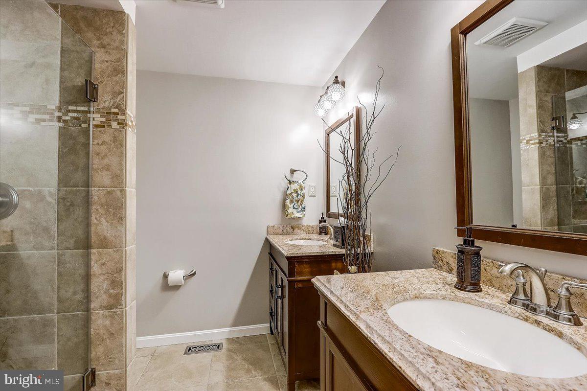 1754 Gablehammer Road Westminster, MD 21157 - Photo 31 of 91 Full BA w/ Double Sink & Stall Shower