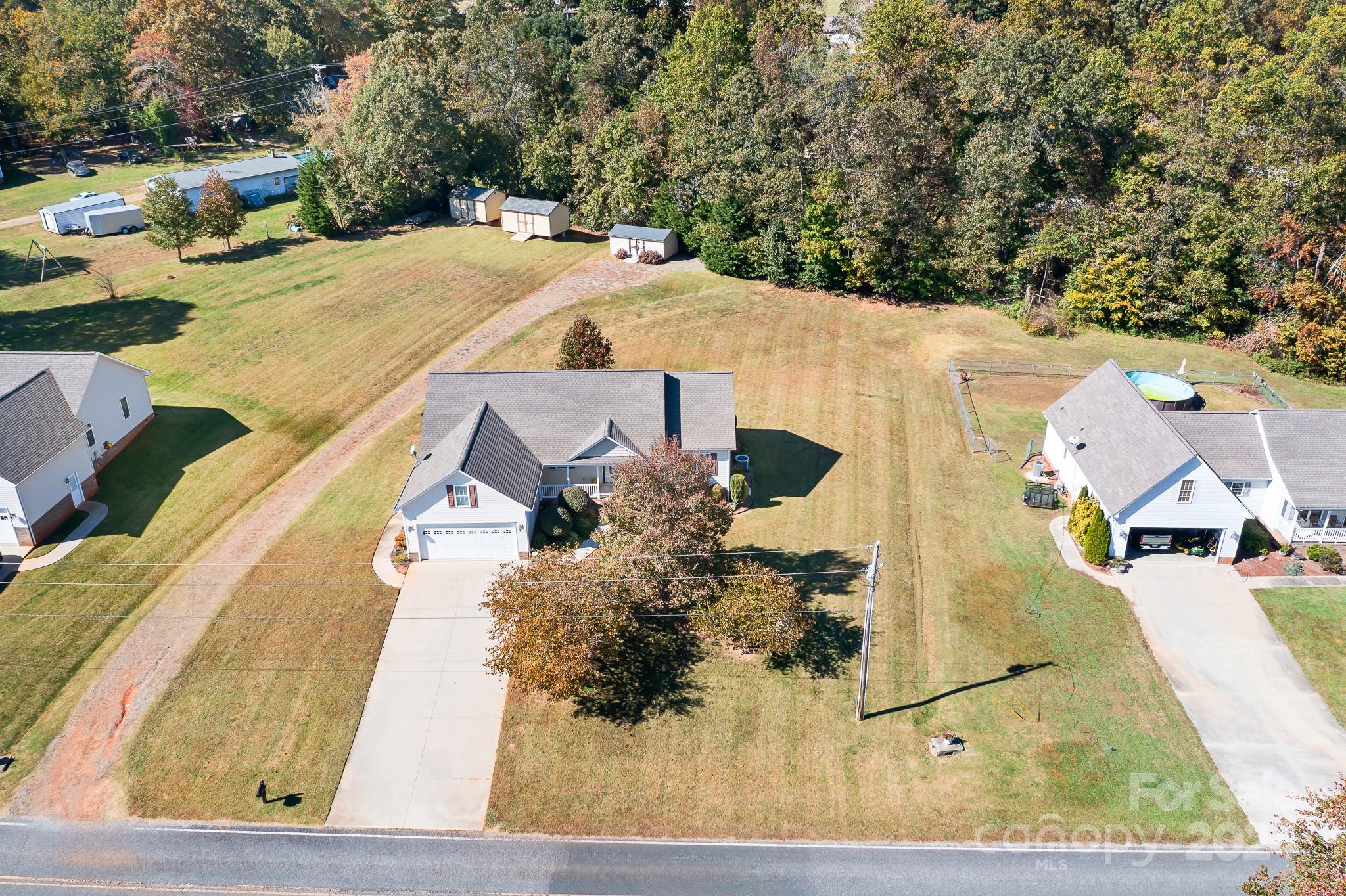 3713 Mack Ballard Road Maiden, NC 28650 - Photo 2 of 26