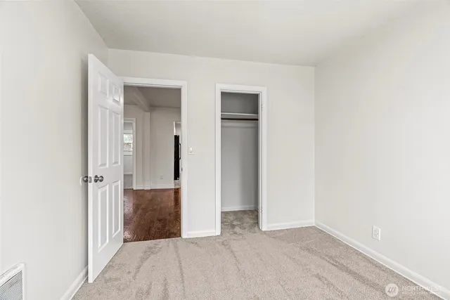 $349,900 | 932 South Nevada Drive, Longview, WA 98632