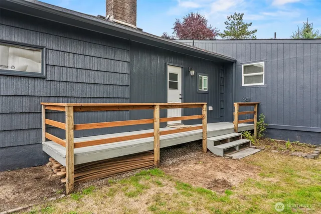 $349,900 | 932 South Nevada Drive, Longview, WA 98632