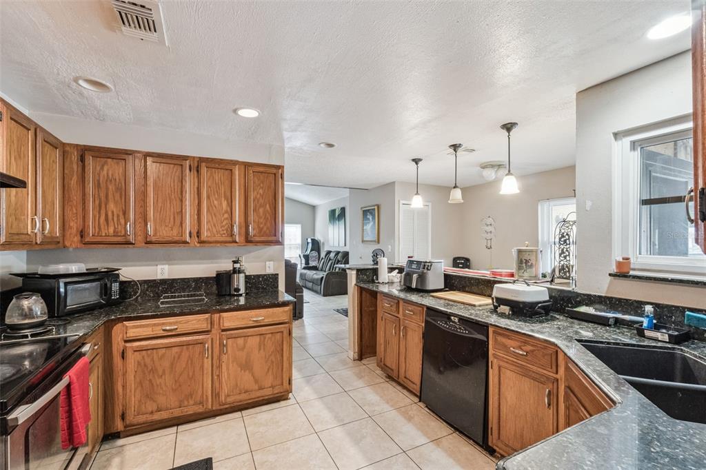 6815 Crescent Ridge Road Orlando, FL 32810 - Photo 13 of 43