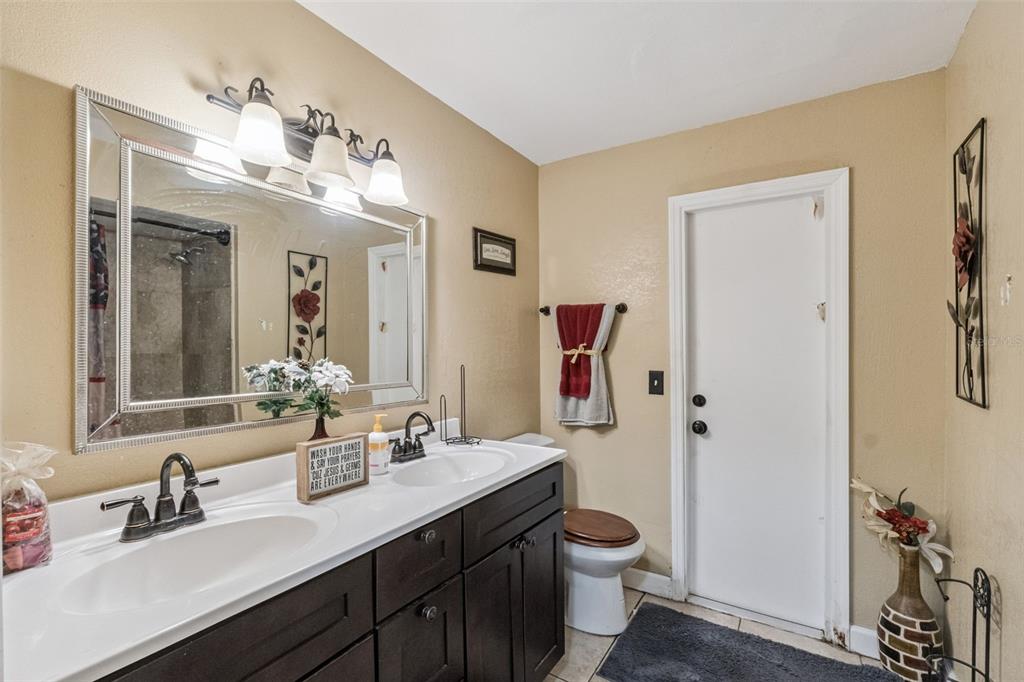 6815 Crescent Ridge Road Orlando, FL 32810 - Photo 27 of 43