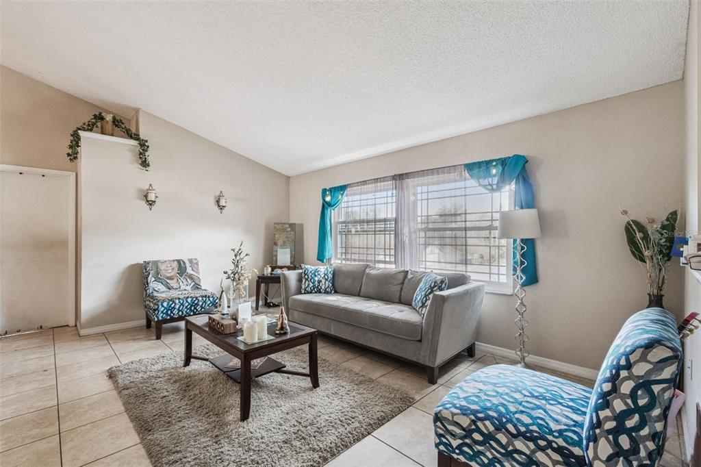 6815 Crescent Ridge Road Orlando, FL 32810 - Photo 6 of 43