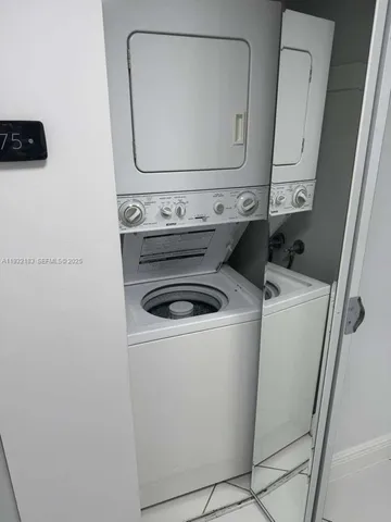 $2,500 | 9520 Southwest 8th Street, Unit 109, Miami, FL 33174