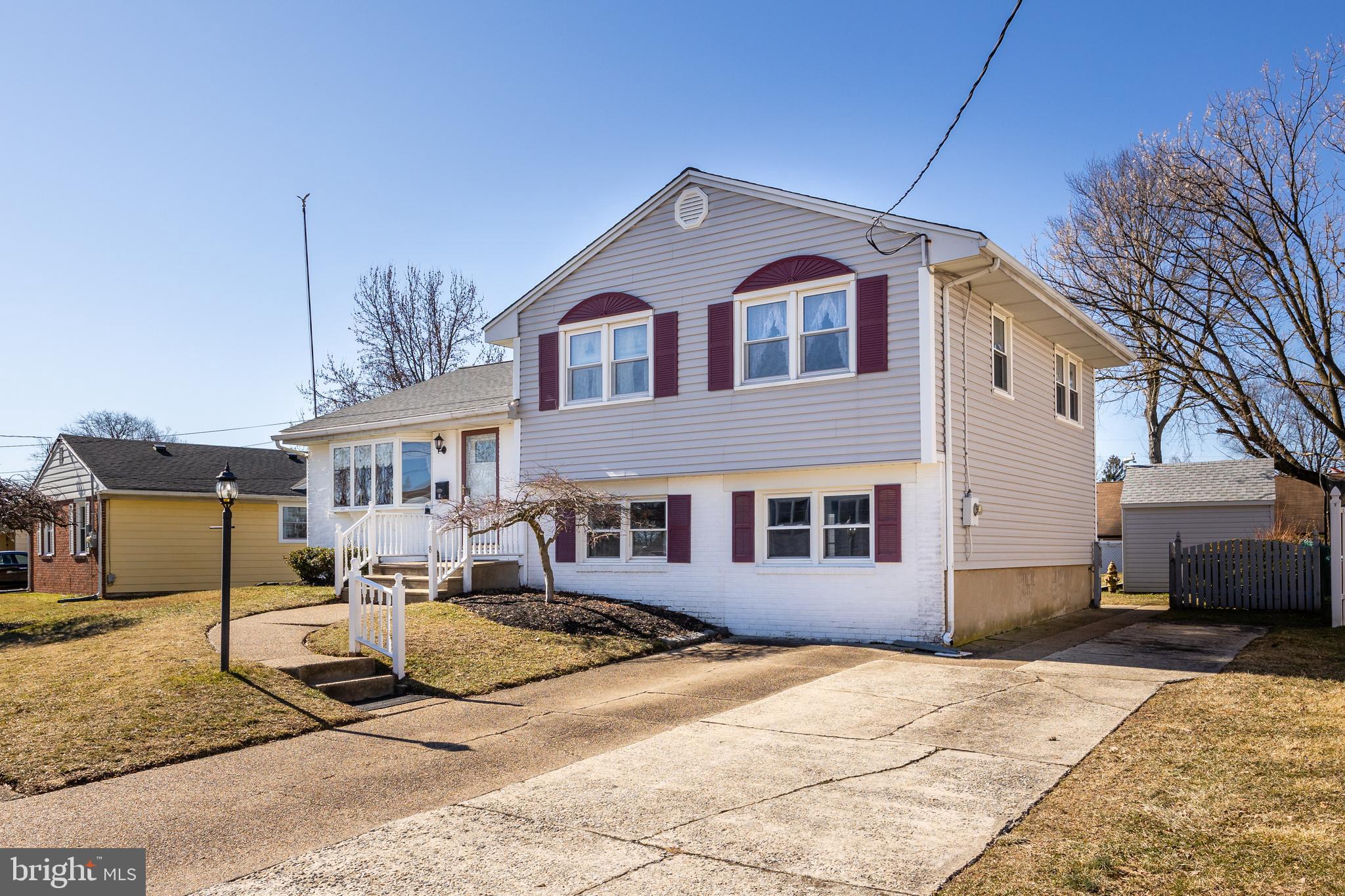 8 Winding Way Road Stratford, NJ 08084 - Photo 3 of 34