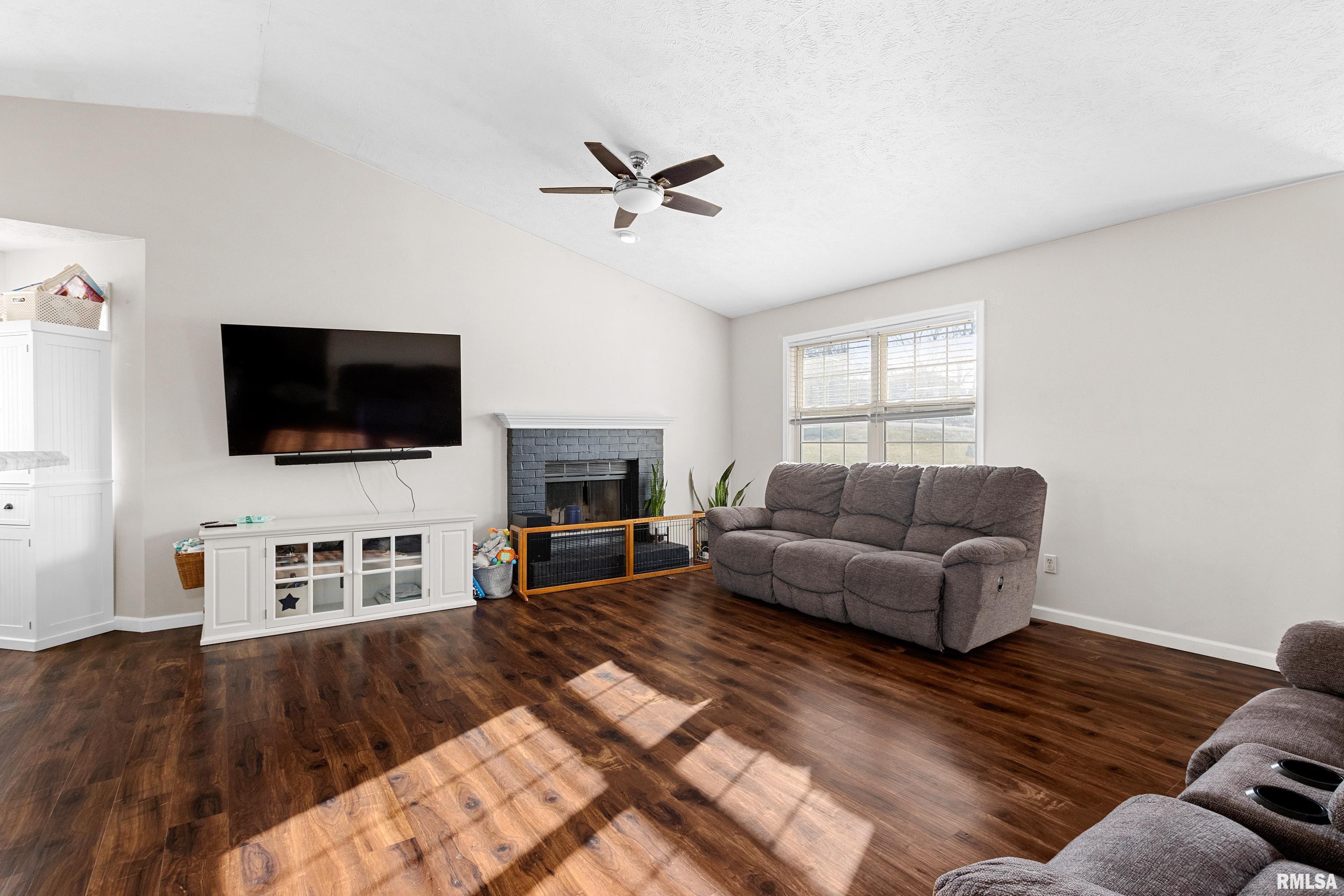 12 Greenbriar Road Mackinaw, IL 61755 - Photo 12 of 36