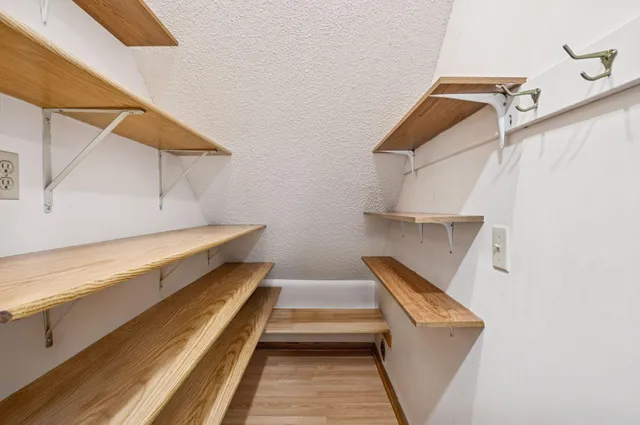 $210,000 | 14230 44th Place North, Unit 2, Plymouth, MN 55446