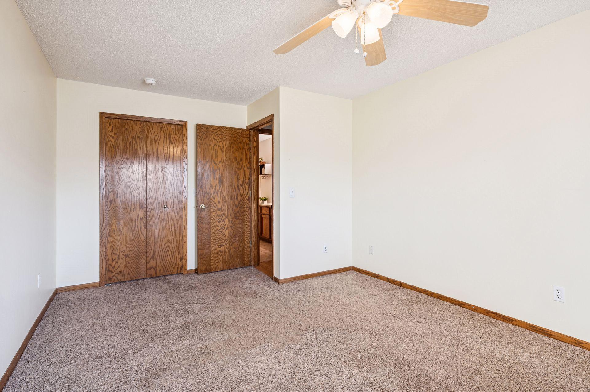 14230 44th Place North, Unit 2 Plymouth, MN 55446 - Photo 19 of 40