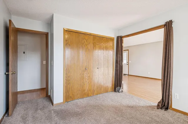 $210,000 | 14230 44th Place North, Unit 2, Plymouth, MN 55446