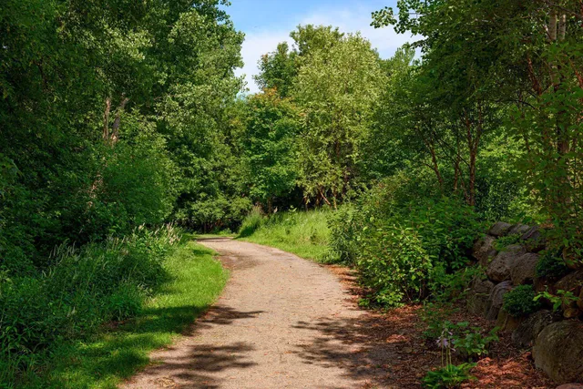 $210,000 | 14230 44th Place North, Unit 2, Plymouth, MN 55446