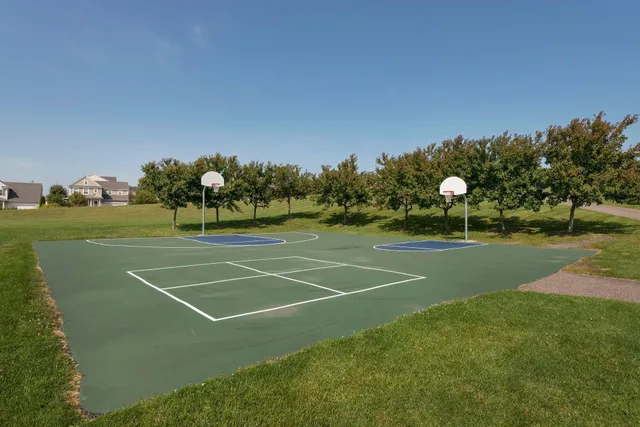 $210,000 | 14230 44th Place North, Unit 2, Plymouth, MN 55446