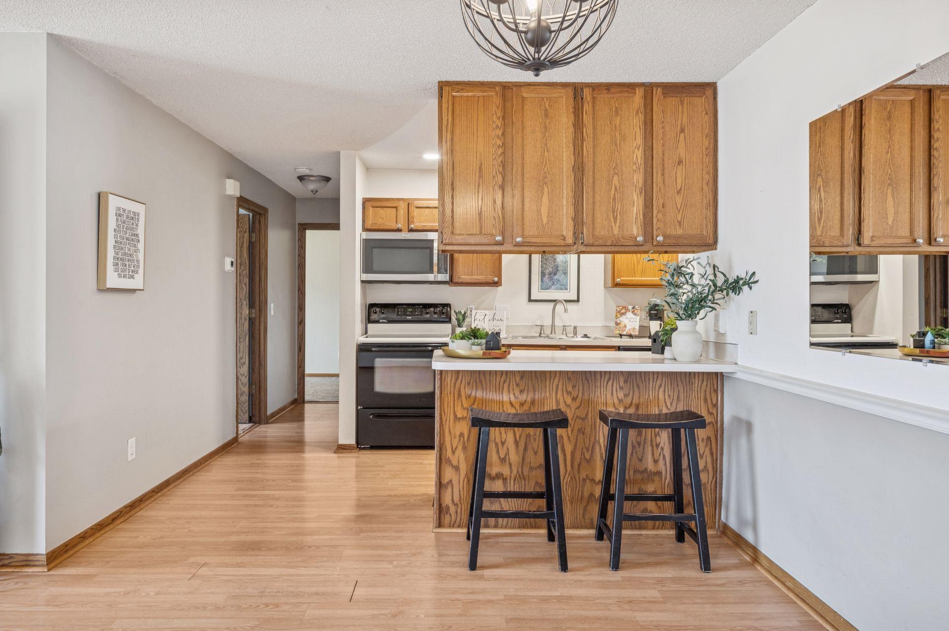 14230 44th Place North, Unit 2 Plymouth, MN 55446 - Photo 7 of 40