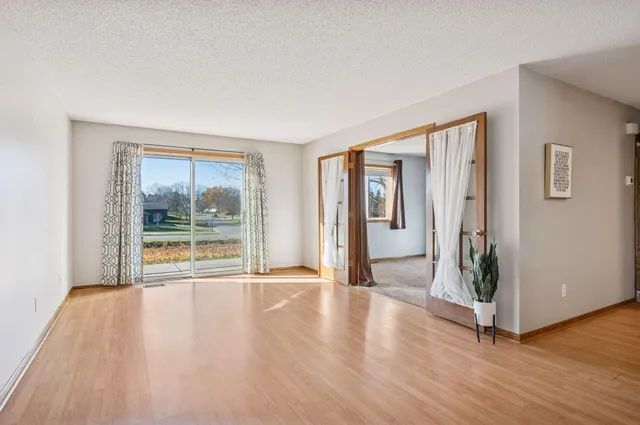 $210,000 | 14230 44th Place North, Unit 2, Plymouth, MN 55446