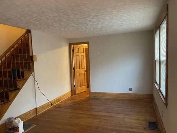 32 Ambrose Street Springfield, MA 01109 - Photo 8 of 8
