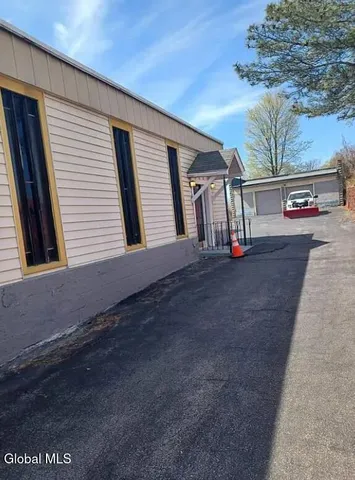 $319,000 | 324 Hulett Street, Schenectady, NY 12307