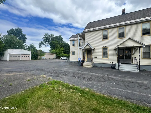 $319,000 | 324 Hulett Street, Schenectady, NY 12307