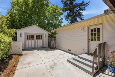 $2,895,000 | 1447 Laguna Avenue, Burlingame, CA 94010