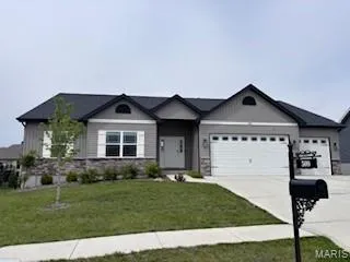 $560,000 | 509 Spruce Holw Court, Wentzville, MO 63385