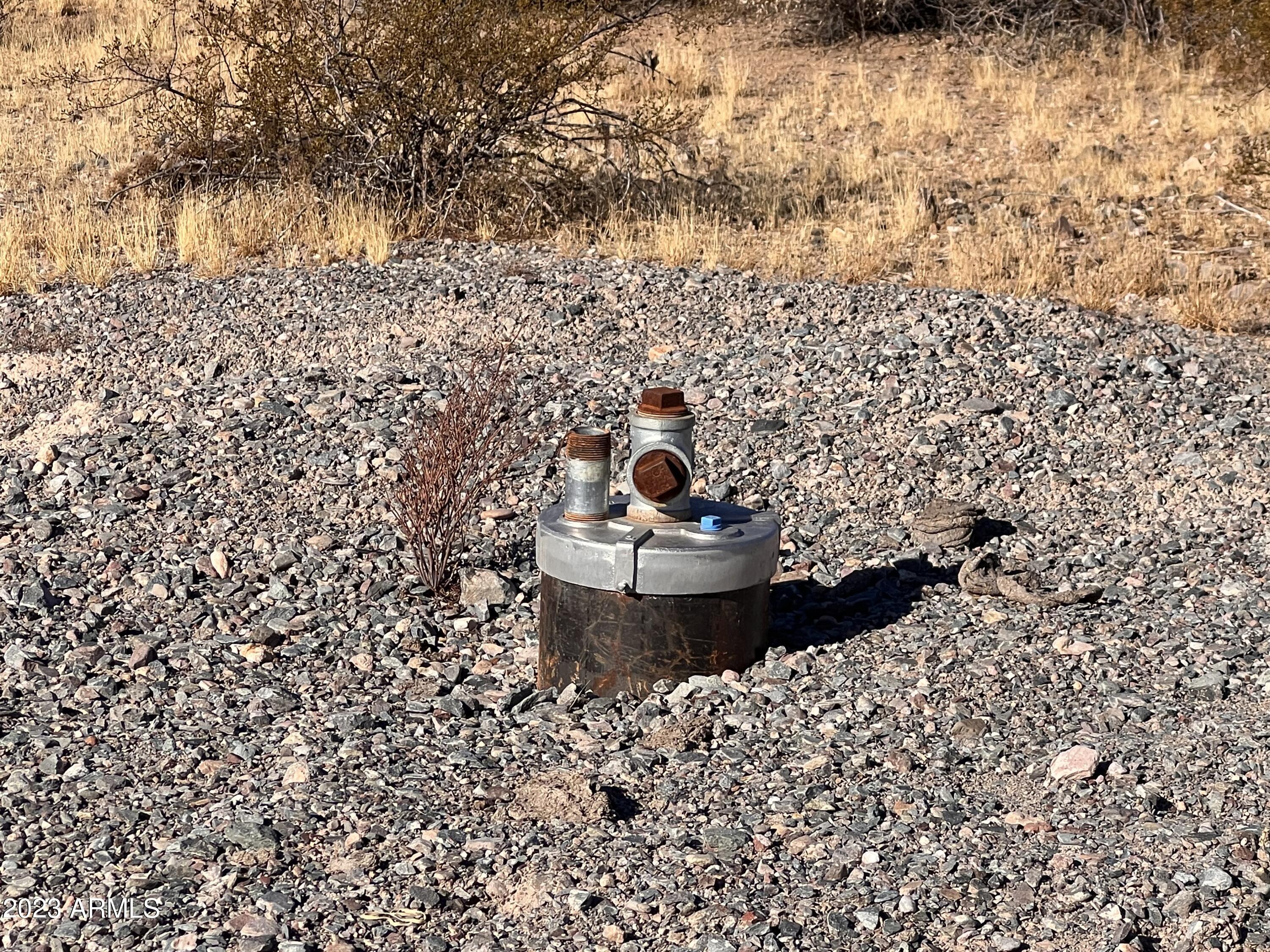15648 West Montgomery Road, Unit 3 Surprise, AZ 85387 - Photo 3 of 8 a view of a bathtub in a empty room