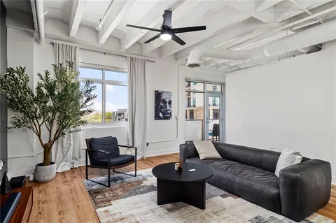 $600,000 | 805 Peachtree Street Northeast, Unit 521, Atlanta, GA 30308