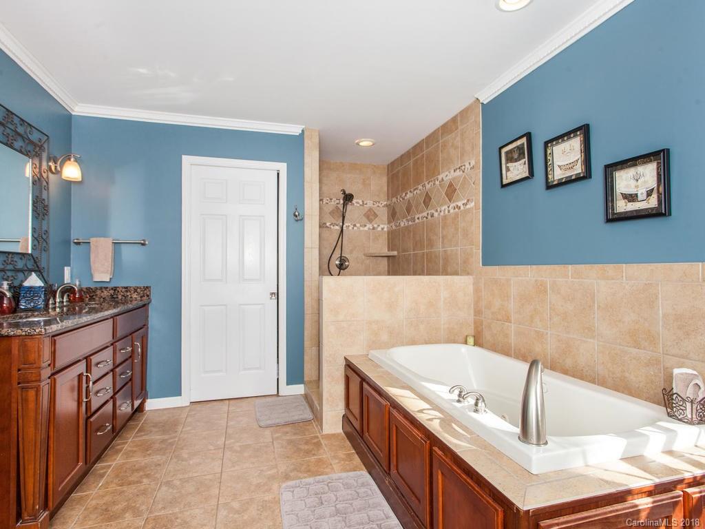 1895 Camp Branch Road Waynesville, NC 28786 - Photo 15 of 35 Gallery Image 15