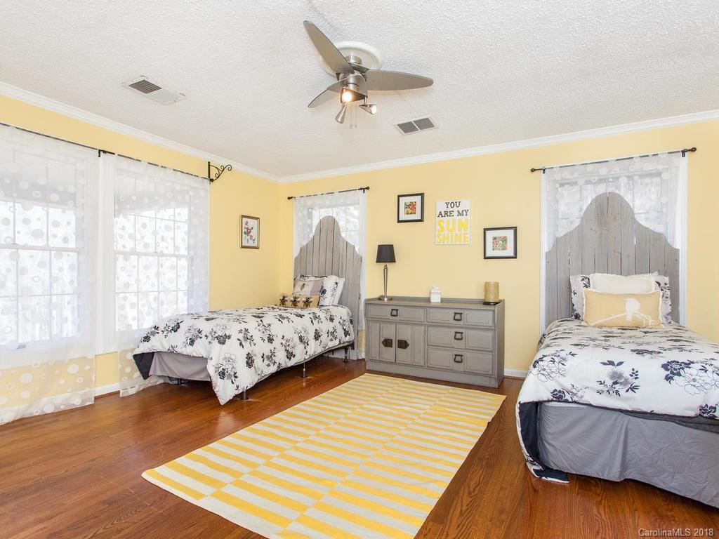 1895 Camp Branch Road Waynesville, NC 28786 - Photo 16 of 35 Gallery Image 16