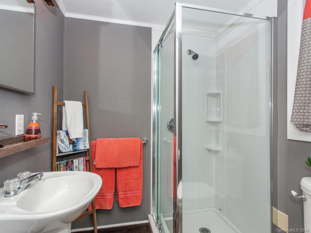 1895 Camp Branch Road Waynesville, NC 28786 - Photo 28 of 35 Gallery Image 28