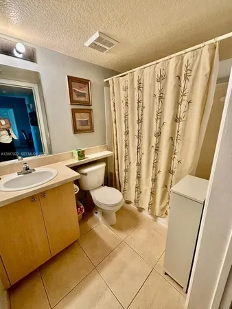 $1,950 | 120 Villa Circle, Unit 120, Boynton Beach, FL 33435