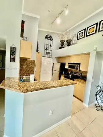 $1,950 | 120 Villa Circle, Unit 120, Boynton Beach, FL 33435